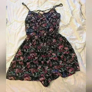 Bundle of 2 | H&M Floral Romper + Forever 21 High Low Dress - size  Small